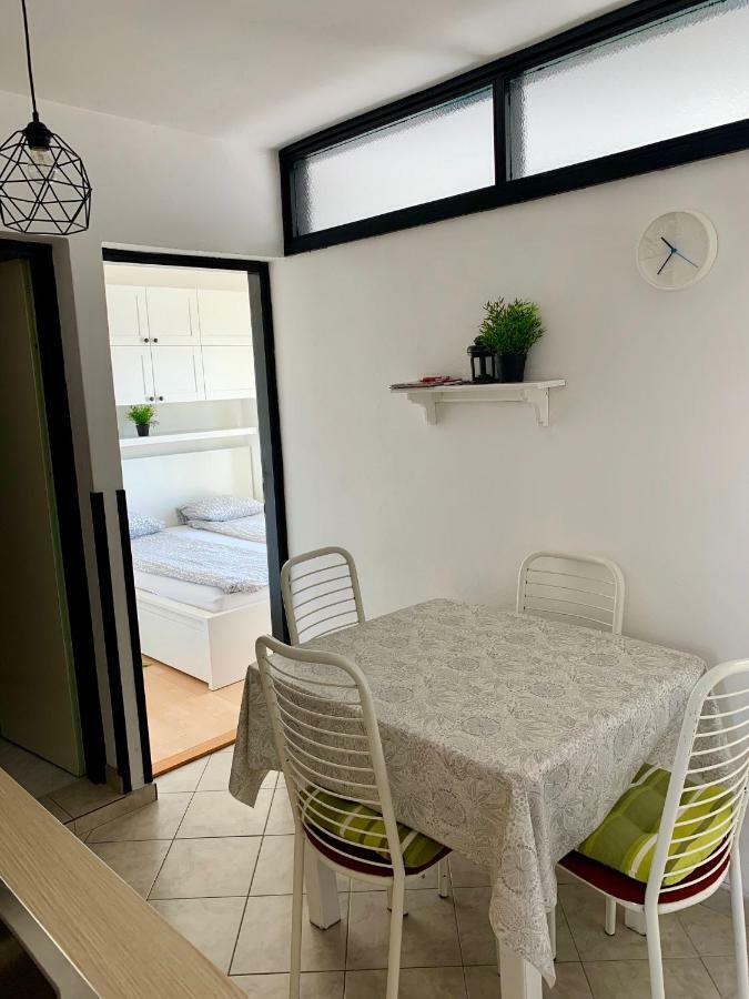 Apartment Bujas Raslina Kültér fotó