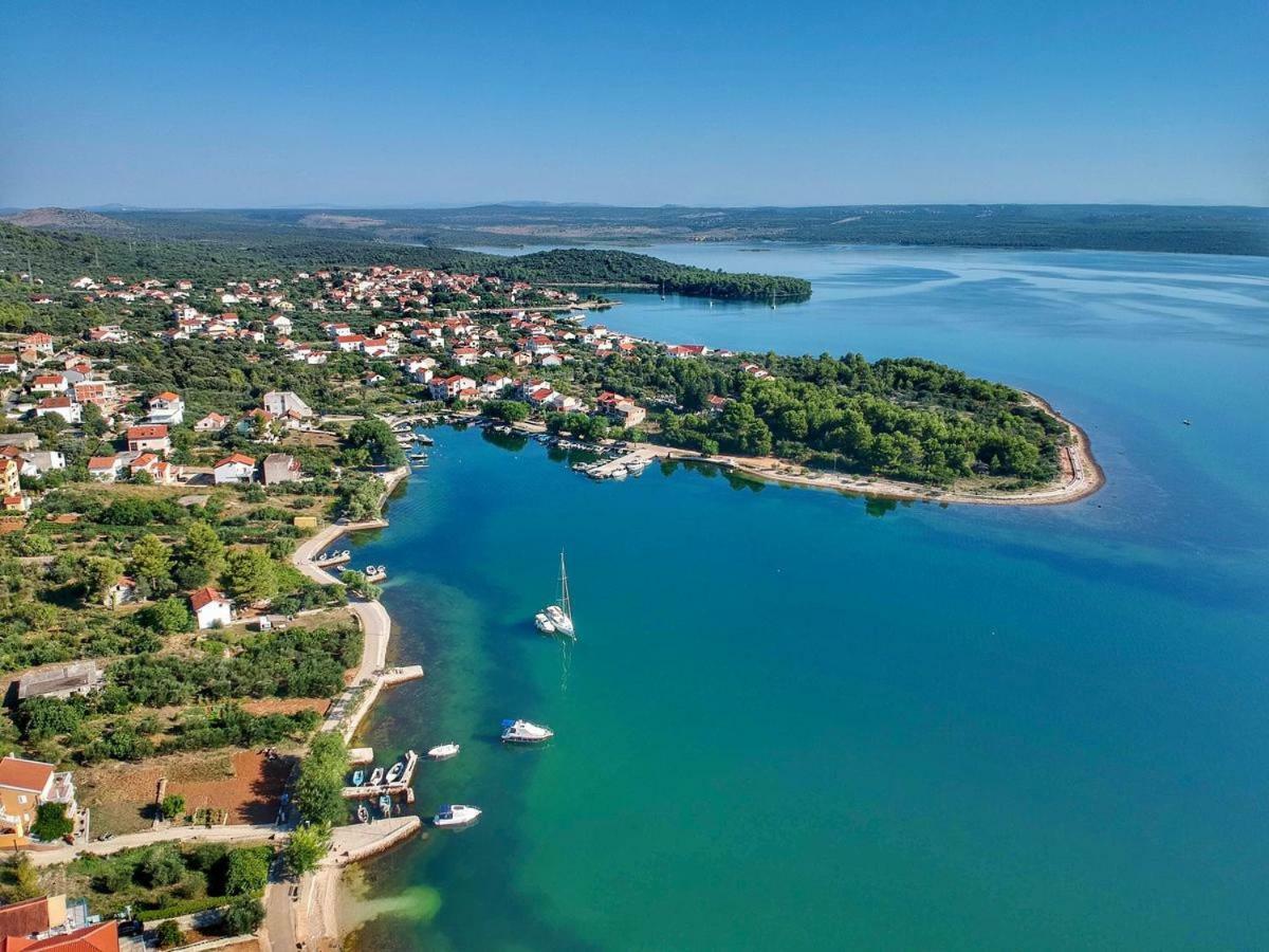 Apartment Bujas Raslina Kültér fotó